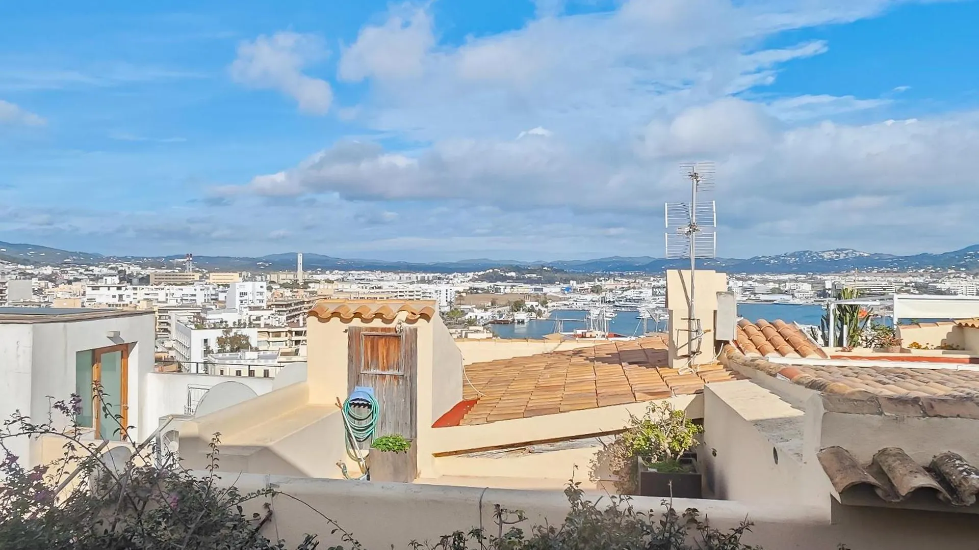 Apartment Navila Estudio En La Piscina Ibiza Town